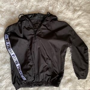 Rue21 black windbreaker 🖤